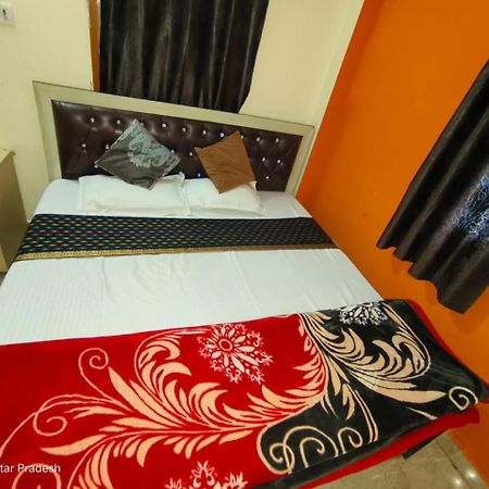 Hotel Shri Ram Bhavan Ayodhya Kültér fotó