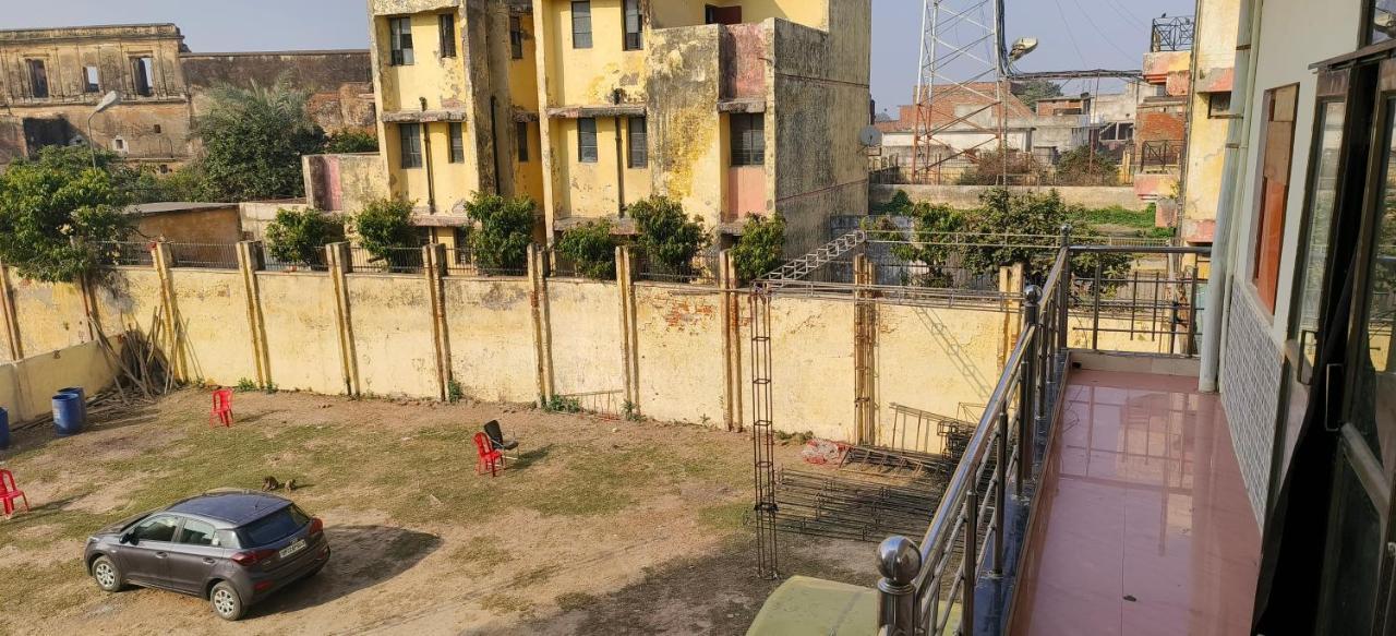 Hotel Shri Ram Bhavan Ayodhya Kültér fotó