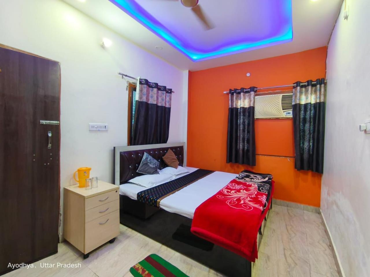 Hotel Shri Ram Bhavan Ayodhya Kültér fotó